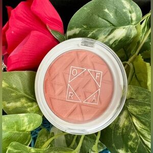 OFRA Blush in Bellini